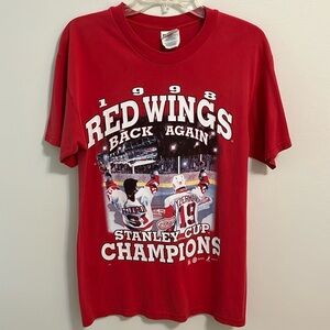 Vintage 1998 Red Wings Stanley cup champion tee shirt cotton mens medium Hanes